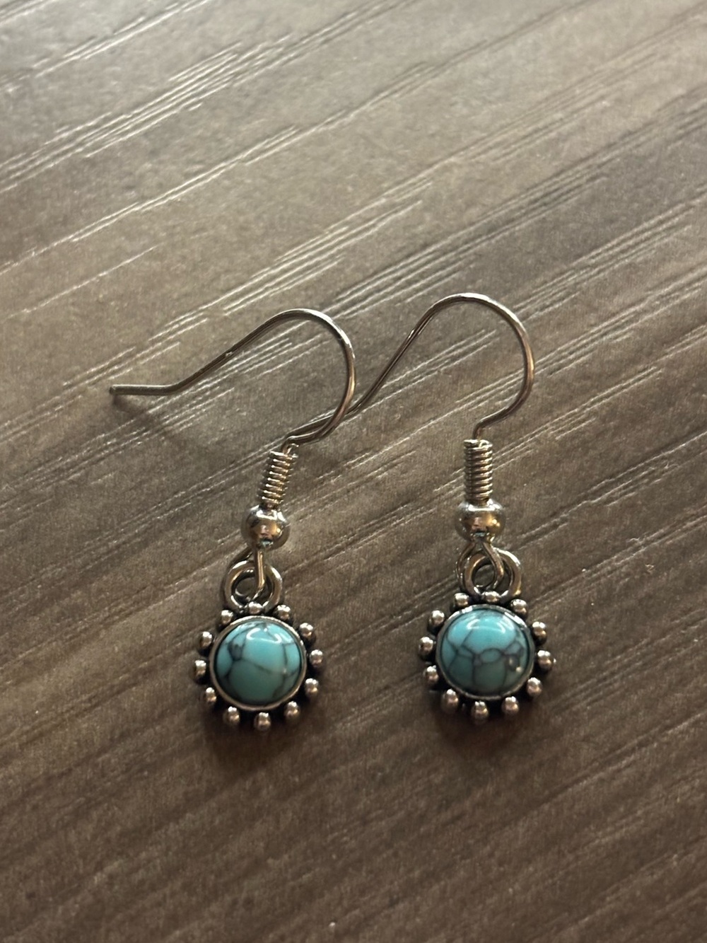 Southwestern-style turquoise drop earrings
